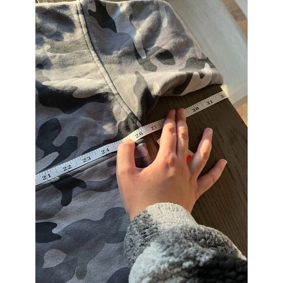 NWT Old Navy Gray Camo Half-Zip Pullover Hoodie Soft Cozy Fleece Unisex Casual W - Picture 5 of 6